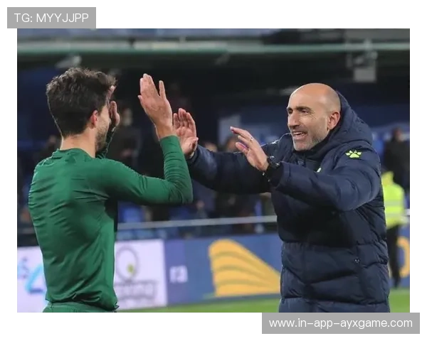 西班牙人首发与轮换猜想:战术布局的深度解析 西班牙人首发与轮换猜想:战术布局的深度解析