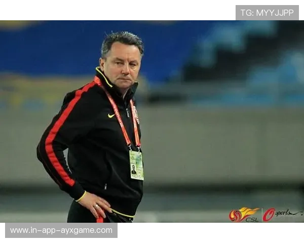 安德莱赫特训练场斯托扬诺维奇表现亮眼