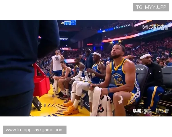 勇士胜太阳，穆迪贡献24分，库里带领球队战胜布克38分的孤军奋战