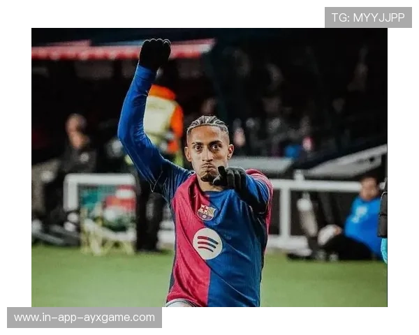 拉菲尼亚禁区补射巴萨反超在望