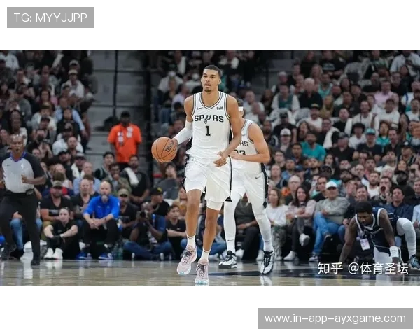 文班亚马单场10次封盖筑起禁飞区，马刺防守统治力令对手窒息